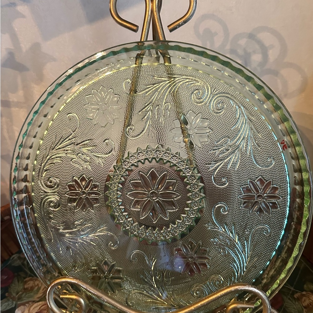 Vintage Indiana Glass Company serving tray or torte plate in the Chantilly Green